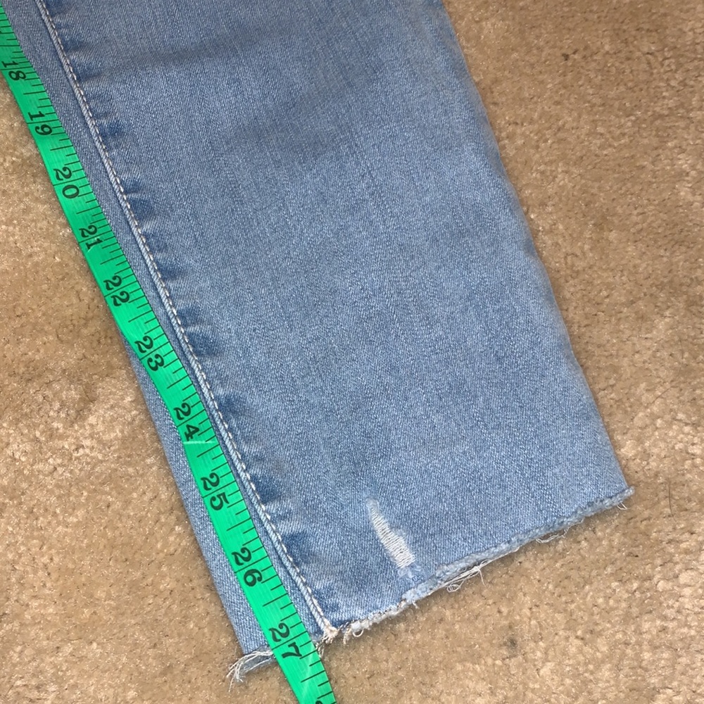 High rise light wash jeans - Picture 5 of 7